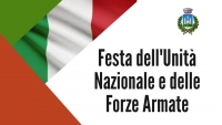 triangolo verde, triangolo rosso, bandiera italiana, logo comuna di gavorrano, scritta Festa dell'Unità Nazionale e delle Forze Armate su sfondo bianco