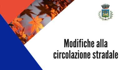Logo comune - scritta modifiche circolazione stradale, triangolo rosso, triangolo blu, foglie autunnali